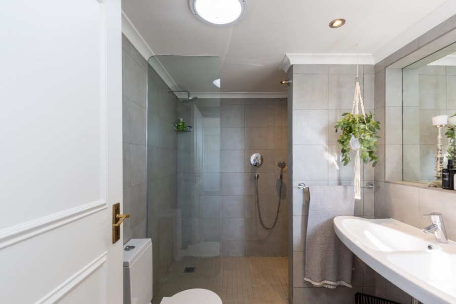 4 Bedroom Property for Sale in Camps Bay Western Cape